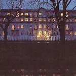 Wyndham Garden Otel 4*