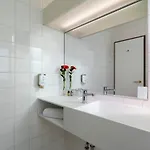 Wyndham Garden 4*