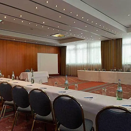 Wyndham Garden Hotel