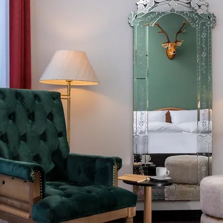 Wyndham Garden Hotel 4*