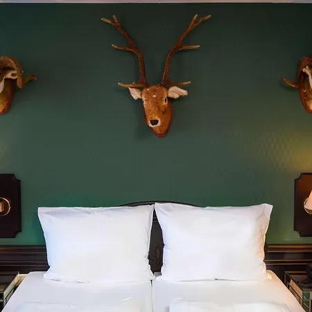 Ξενοδοχείο Wyndham Garden 4*