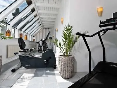Wyndham Garden 4*