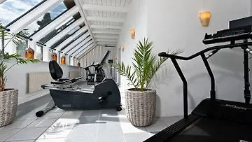 Wyndham Garden 4*